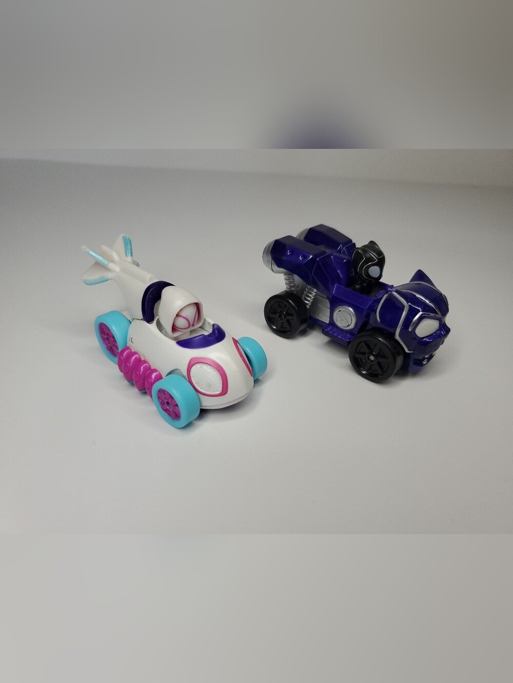 Spidey & His Amazing Friends Amazing Metals Lot of 2 Diecast 3” Cars Marvel